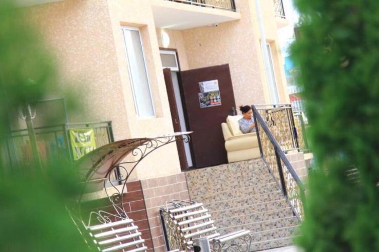 Brandhouse Hotel Bosteri Exterior foto